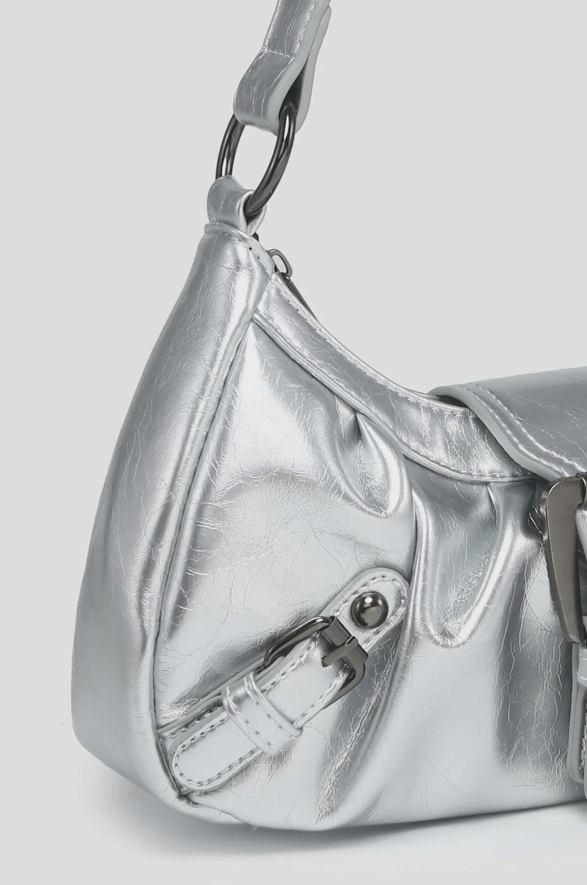 Compact, Shapely Women's Shoulder Bag