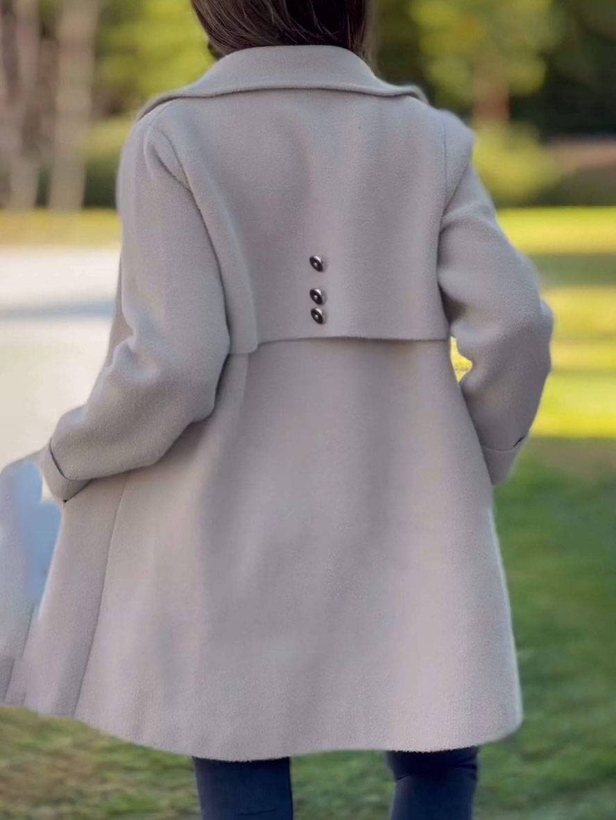 Elegant Women's Winter Coat - Warm and Classic