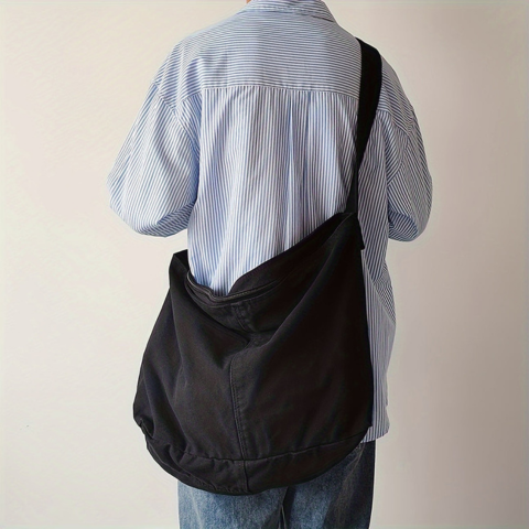 Men's Spacious Minimalist Shoulder Bag