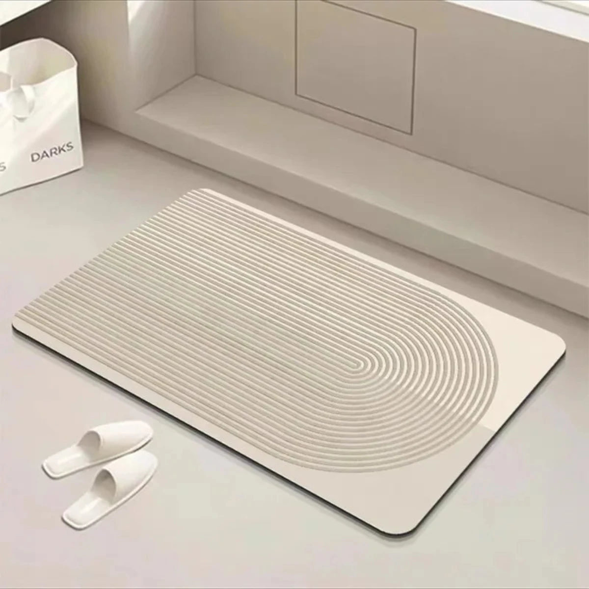 Non-Slip Super-Absorbent Bath Mat with Rubber Backing and Eco-Friendly Multicolored Design