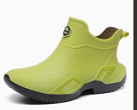 Short Pull-On Boots