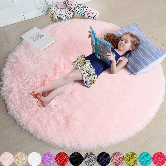 Soft Round Plush Rug - Comfortable Home Accessory