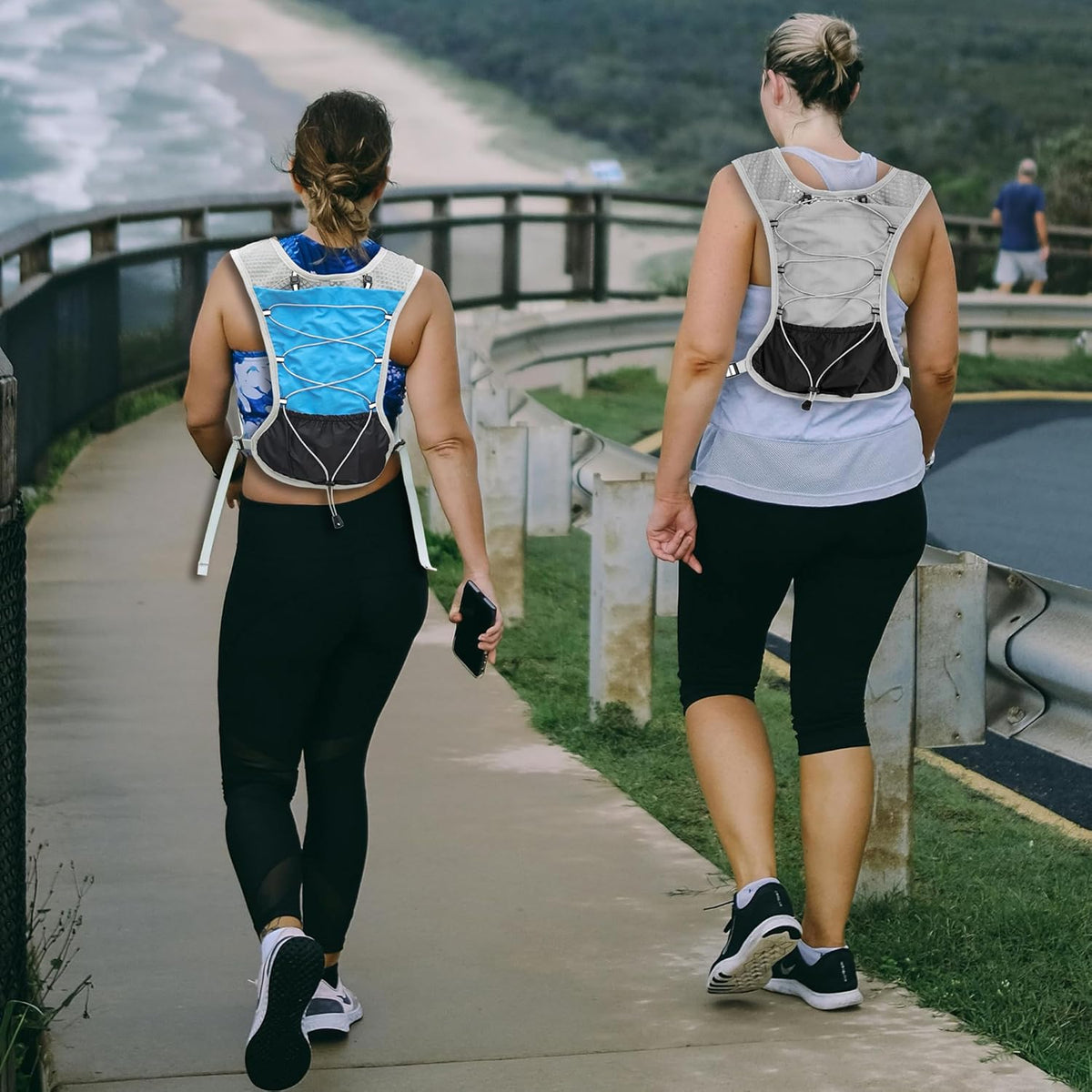 Ultra-Light Hydration Running Vest with 2L Water Bladder