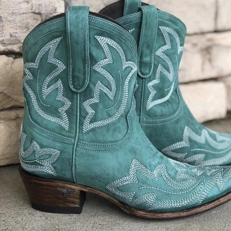 Women's Embroidered Cowboy Ankle Boots