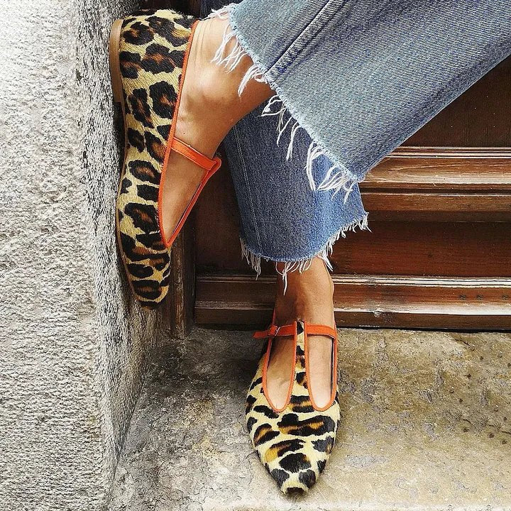 Women's Leopard Print T-Strap Buckle Pointed-Toe Flats