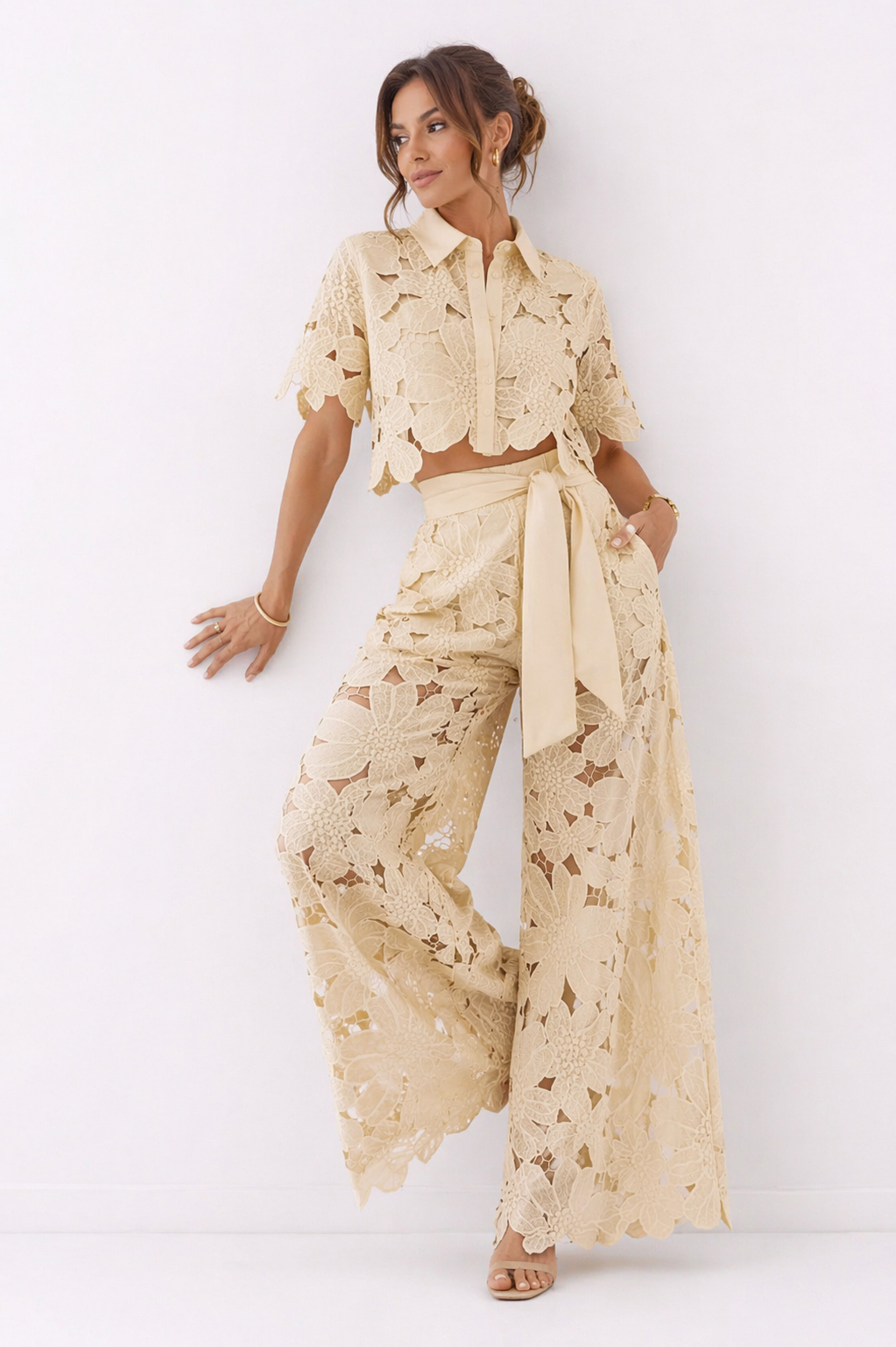 Women's Summer Blouse and Wide-Leg Trousers Set with Pattern