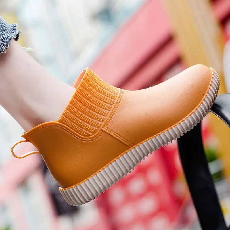 Women's Waterproof Ankle Rain Boots with Collar
