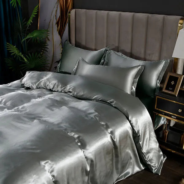 4-Piece 22 Momme Silk Bedding Set