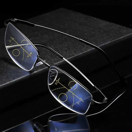 Auto-Adjusting Clear Vision Glasses