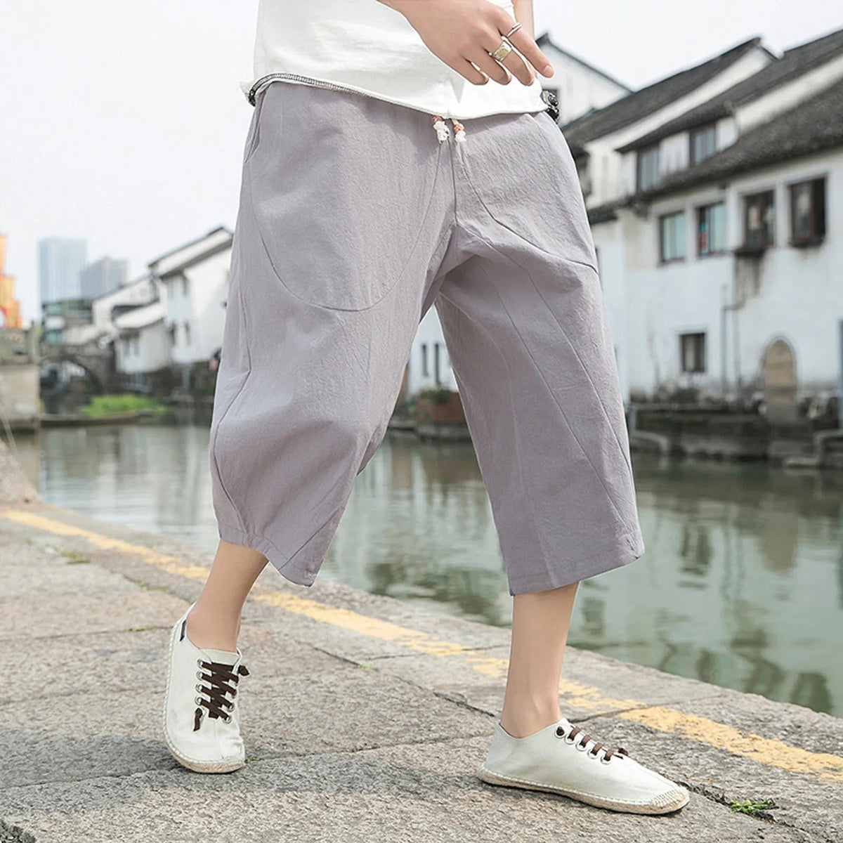 Casual & Comfortable Cropped Pants
