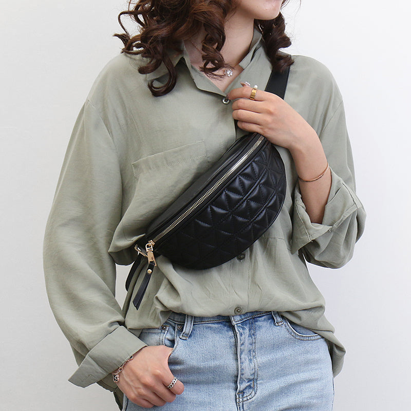 Diamond Pattern Belt Bag | Sturdy & Practical