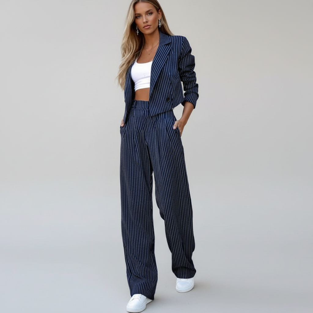 Elegant Women's Suit