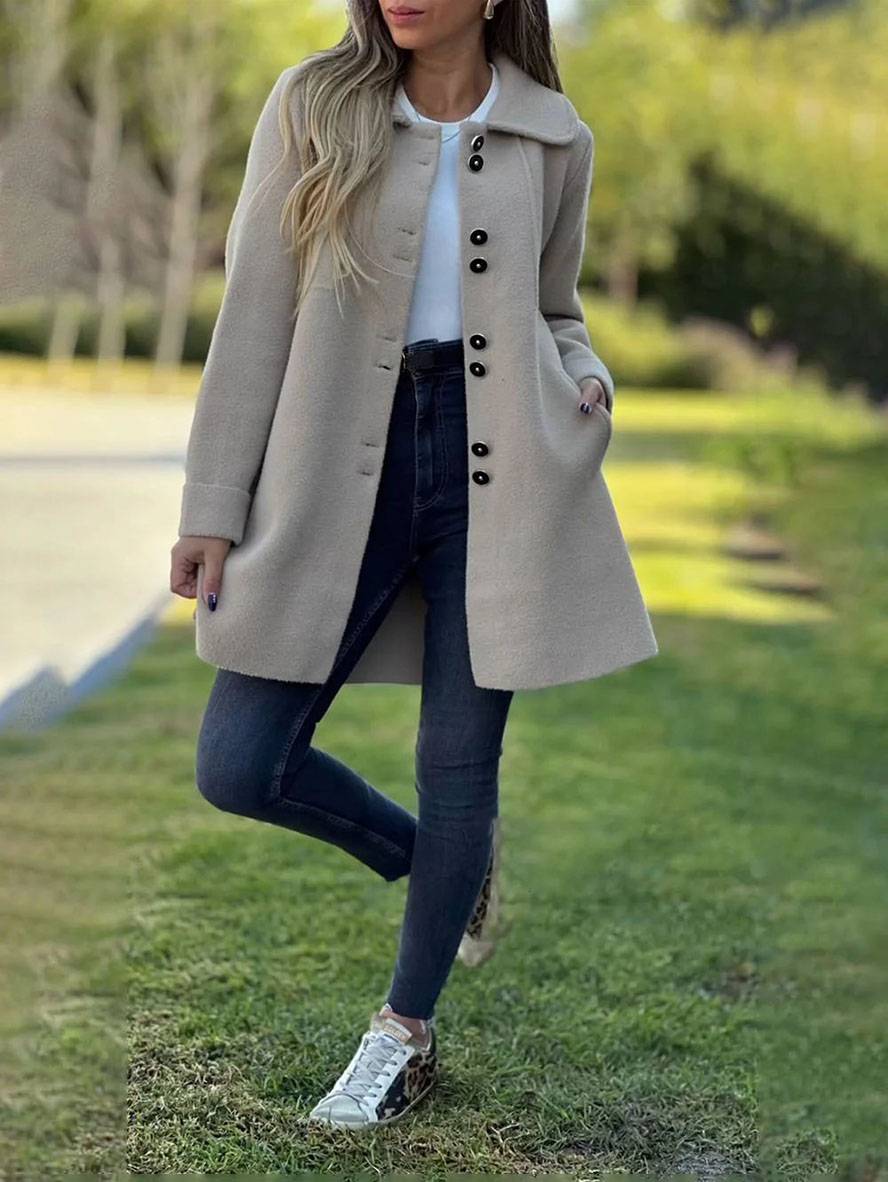 Elegant Women's Winter Coat - Warm and Classic