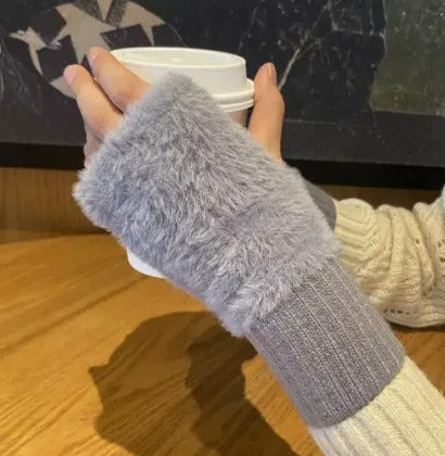 Fingerless Gloves