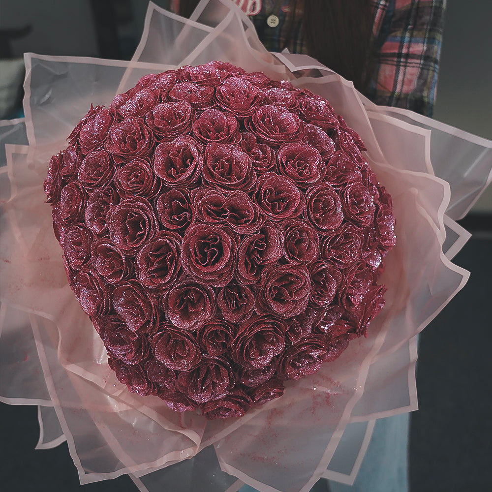 Forever-Blooming Glitter Rose Bouquet