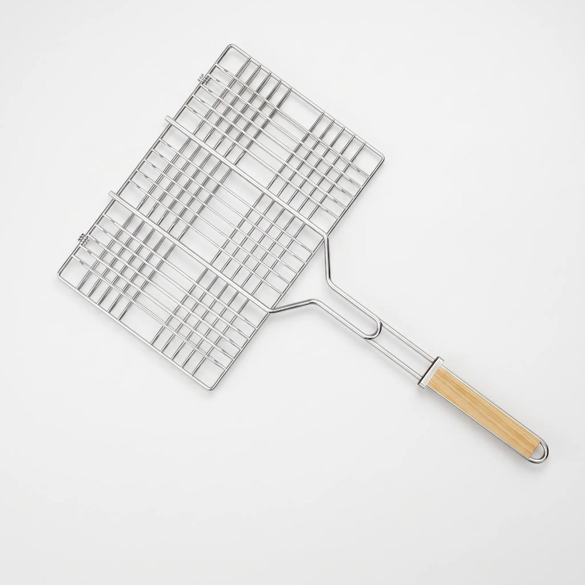 Hinged Outdoor Grilling Basket for Easy Flipping