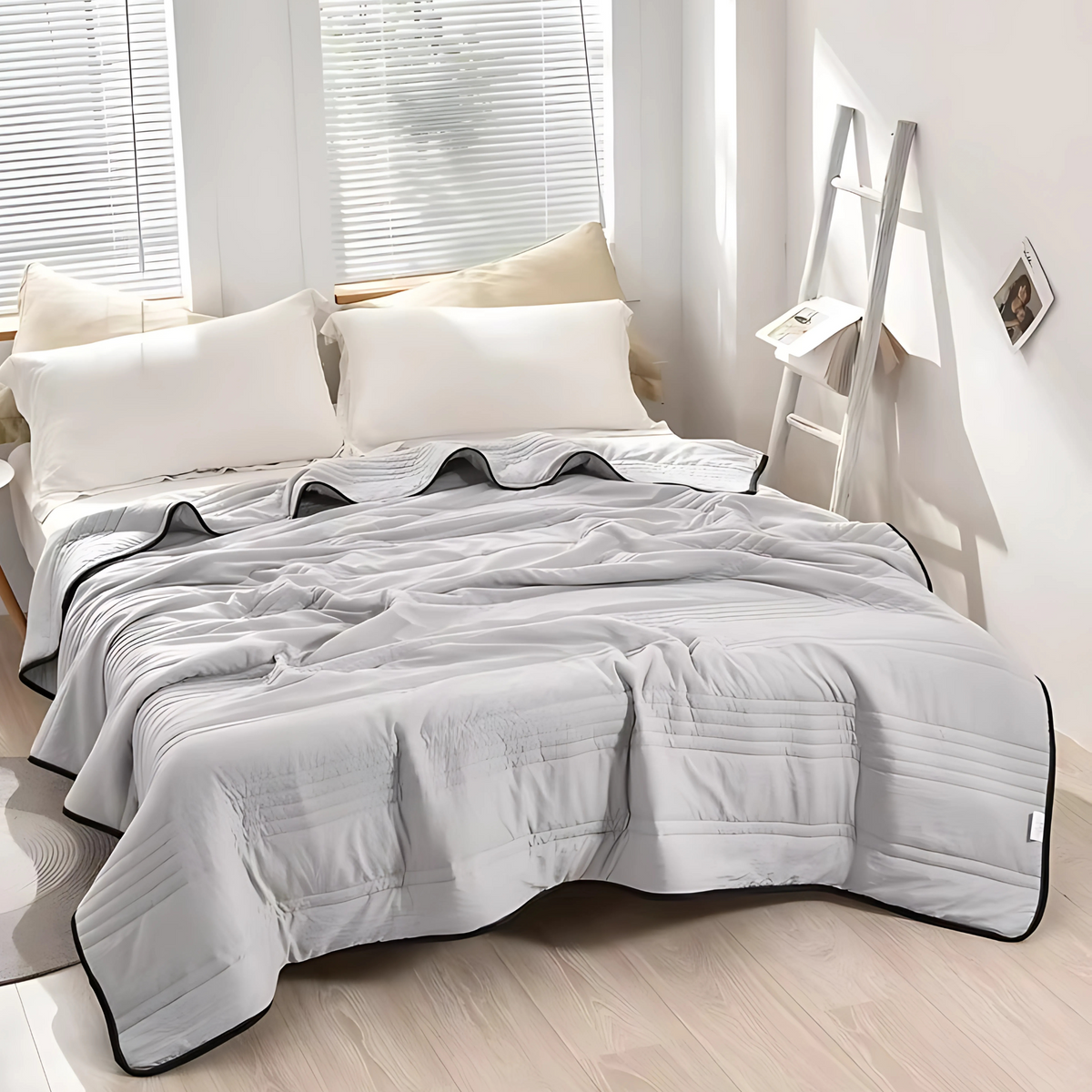 Ice Cooling Calming Blanket for Year-Round Comfort