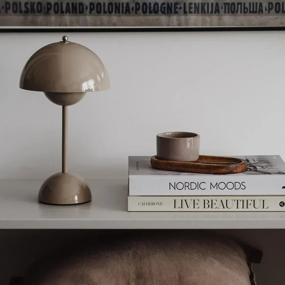 LED Table Lamp for an Atmospheric Interior