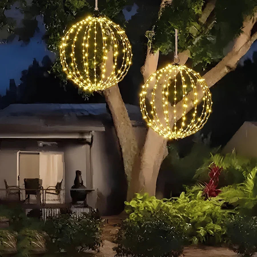 Magic Christmas Ball