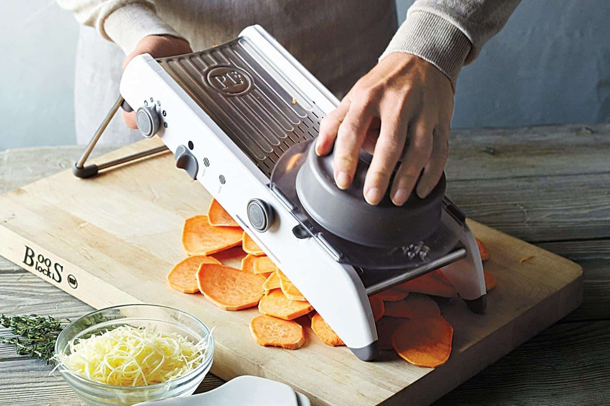 Mandoline Vegetable Slicer with Adjustable Stainless Steel Blades for Precision Cutting