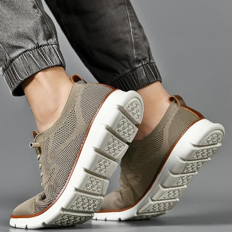 Men's Breathable Sole Sneakers