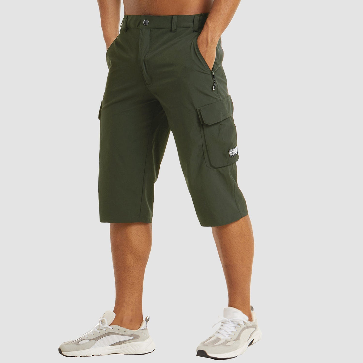 Men's Knee-Length Cargo Shorts