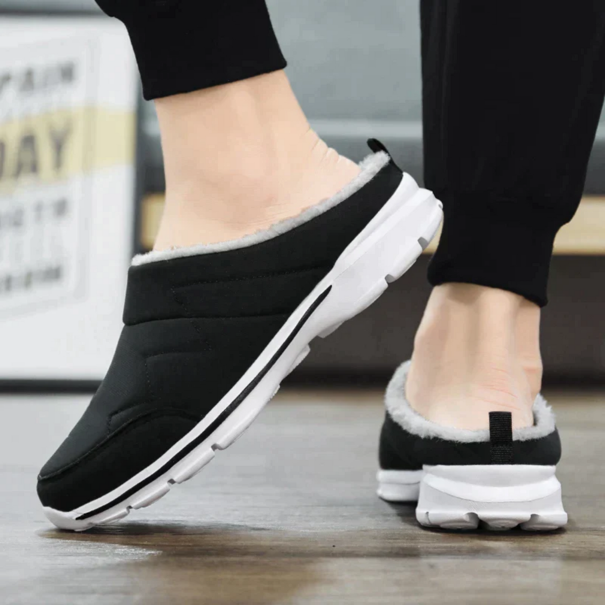 Men's Orthopedic Slippers with Sturdy Non-Slip Sole for Comfort