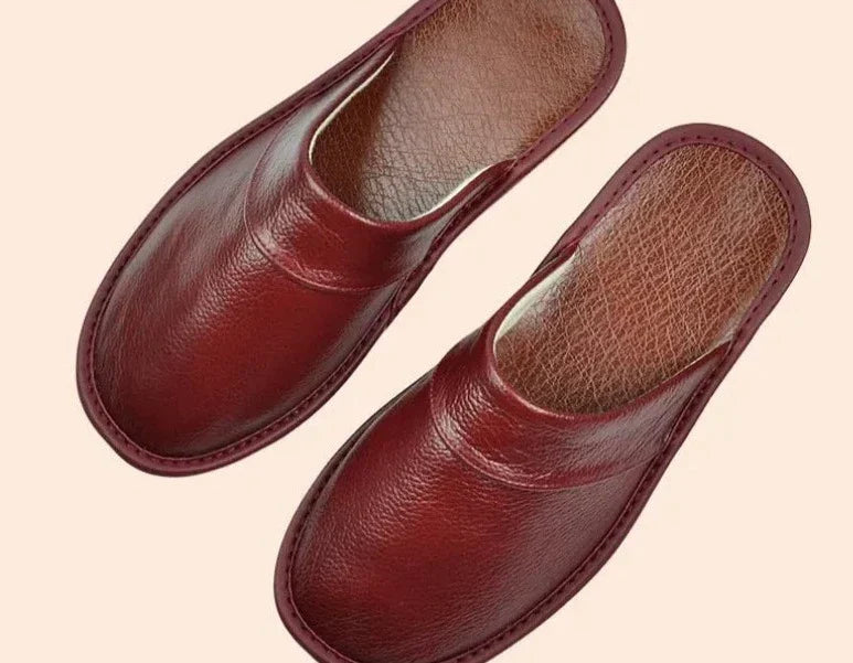 Men’s Slippers – Comfortable Indoor Footwear