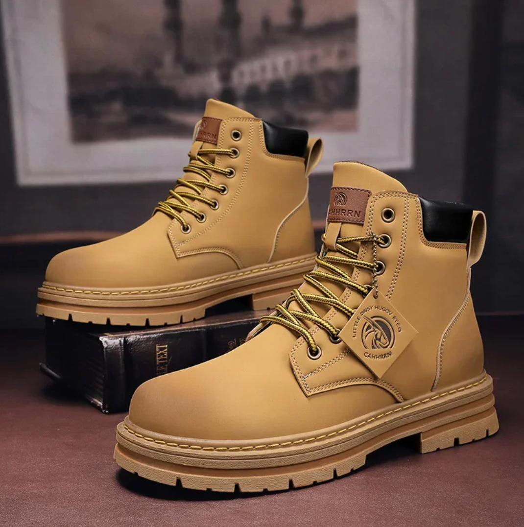 Men's Winter Boots with Patchwork Design and Comfortable Lining