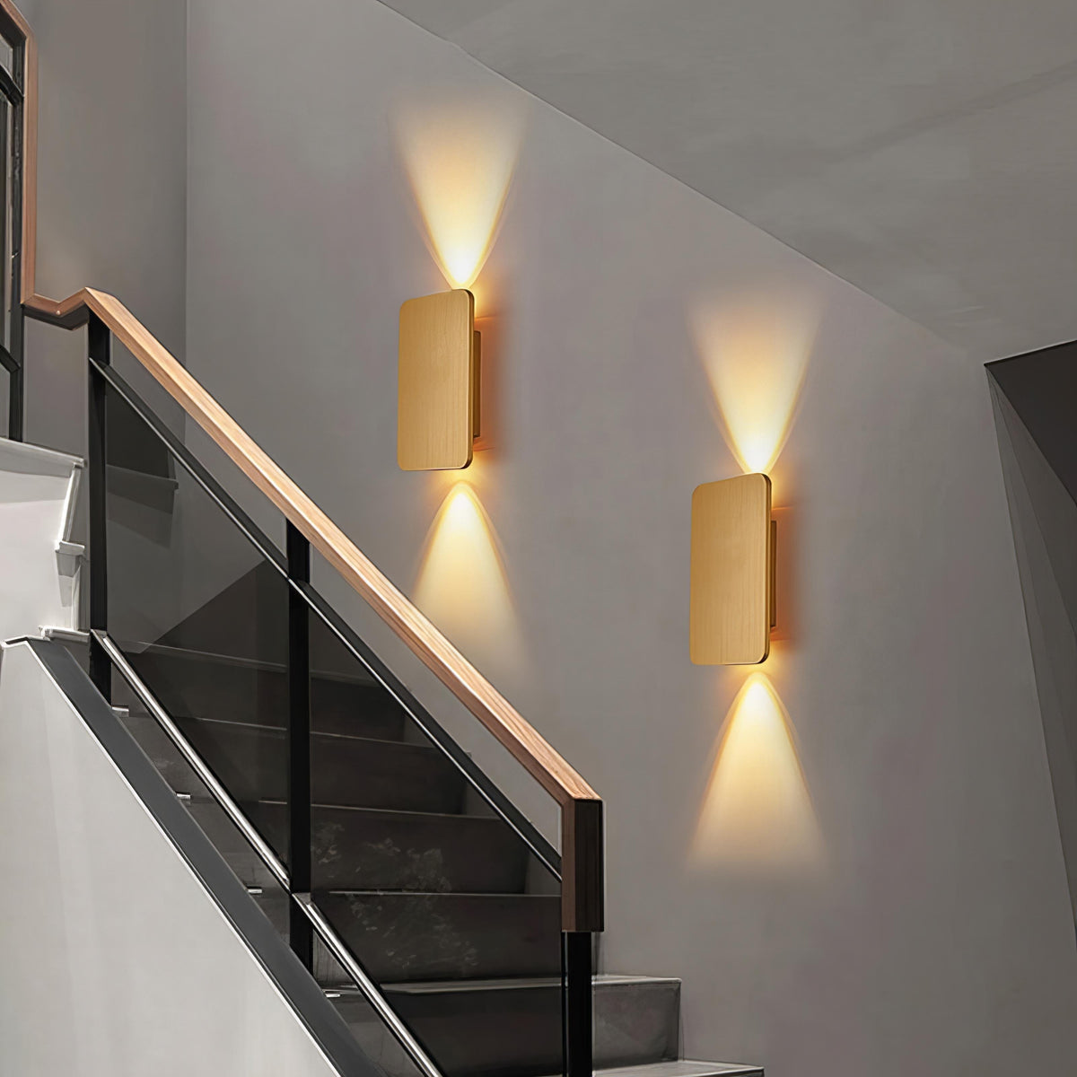 Modern IP65 Outdoor Wall Light