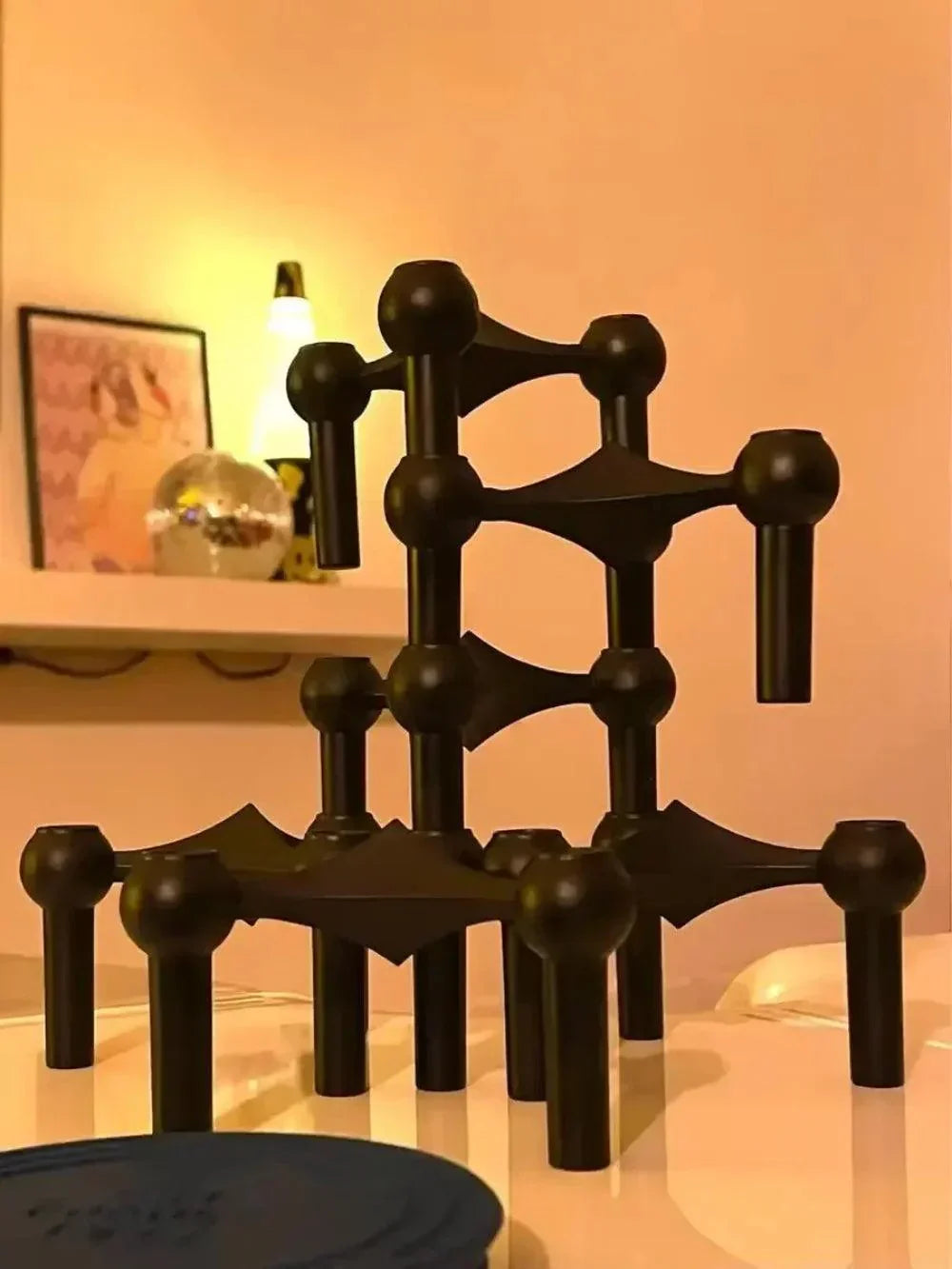 Modular Molecular Metal Candle Holder