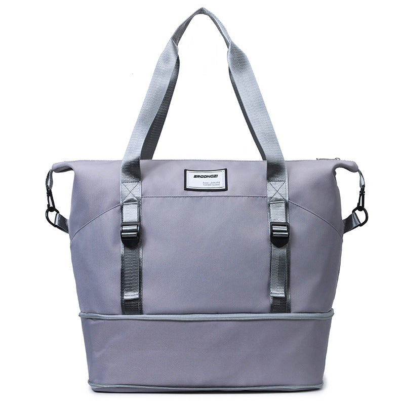 Multifunctional Sports Bag with Spacious Main Compartment and Sturdy Carrying System