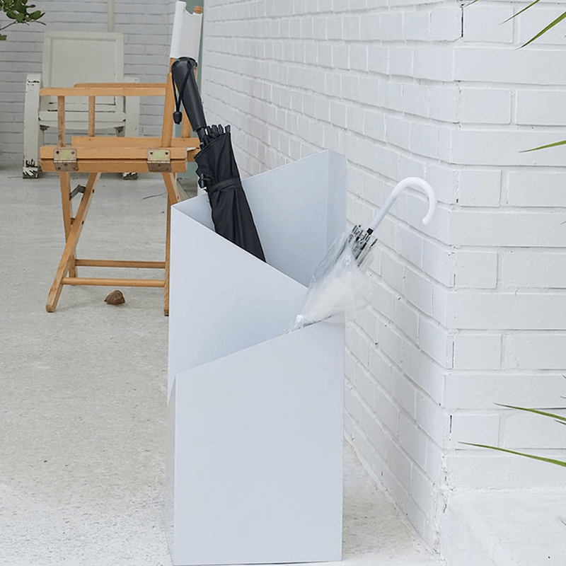 Nordic Metal Umbrella Stand with Sleek Modern Design