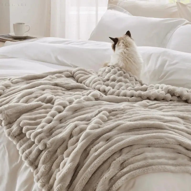 Plush & Cozy Fleece Blanket