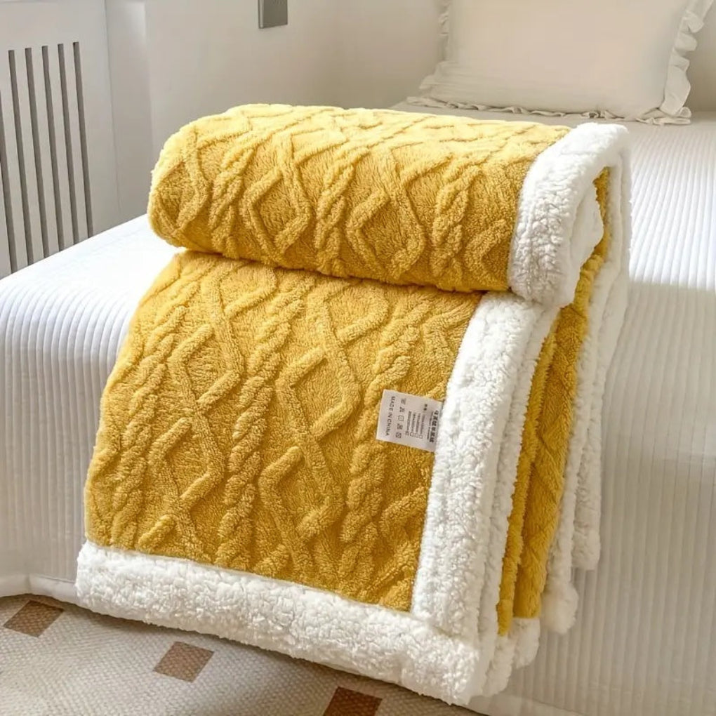 Sherpa Blanket with Diamond Pattern
