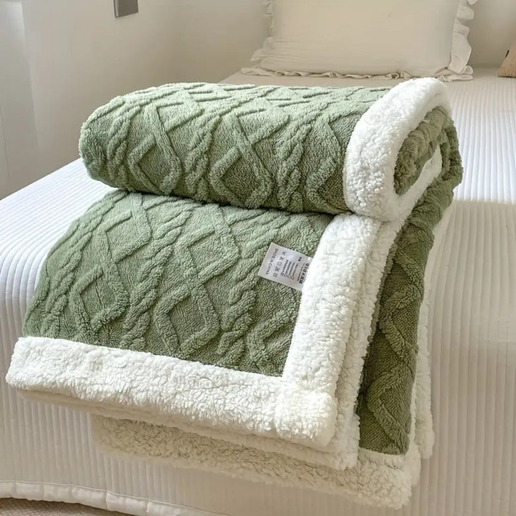 Sherpa Blanket with Diamond Pattern