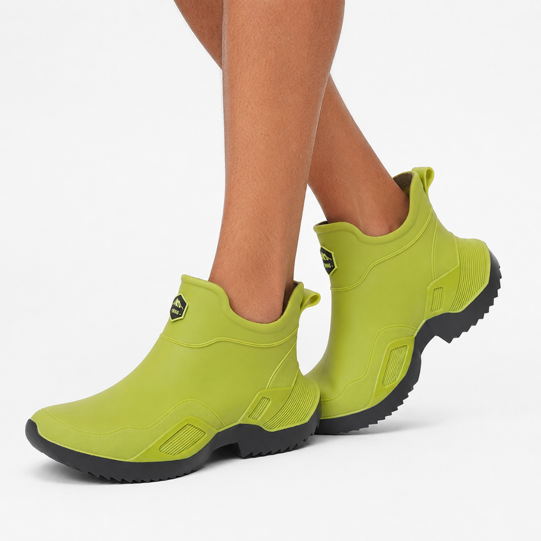 Short Pull-On Boots