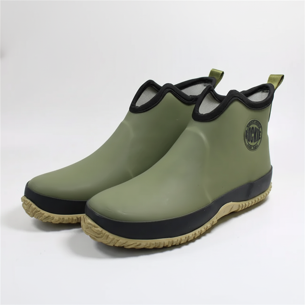 Short Pull-On Boots