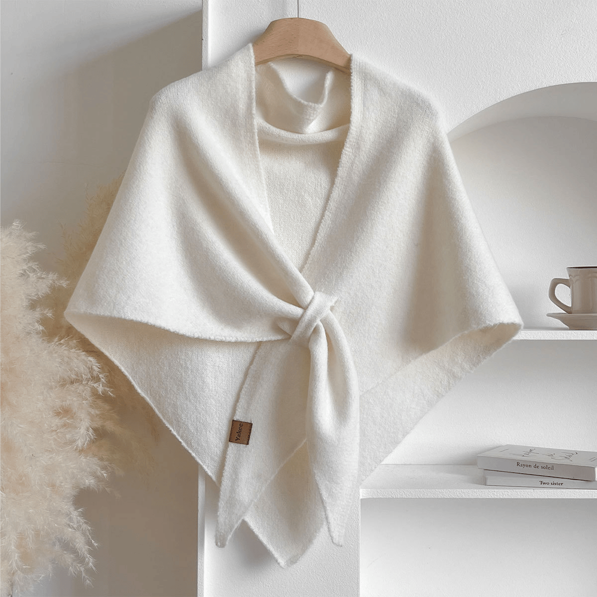 Soft and Comfortable Lightweight Shawl for Casual Everyday Wear