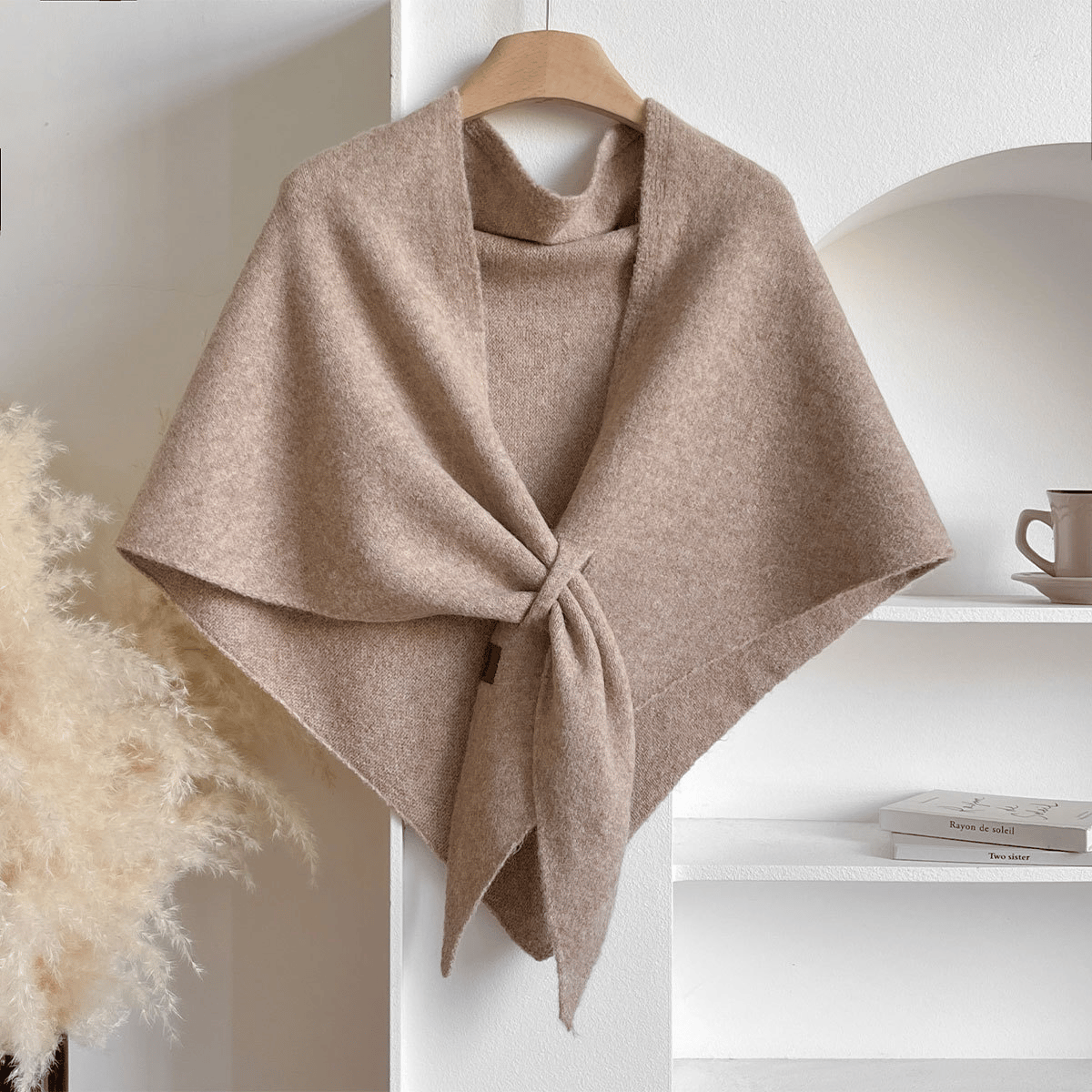 Soft and Comfortable Lightweight Shawl for Casual Everyday Wear