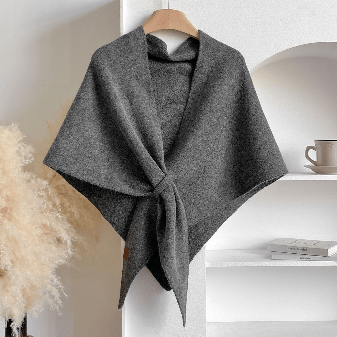 Soft and Comfortable Lightweight Shawl for Casual Everyday Wear