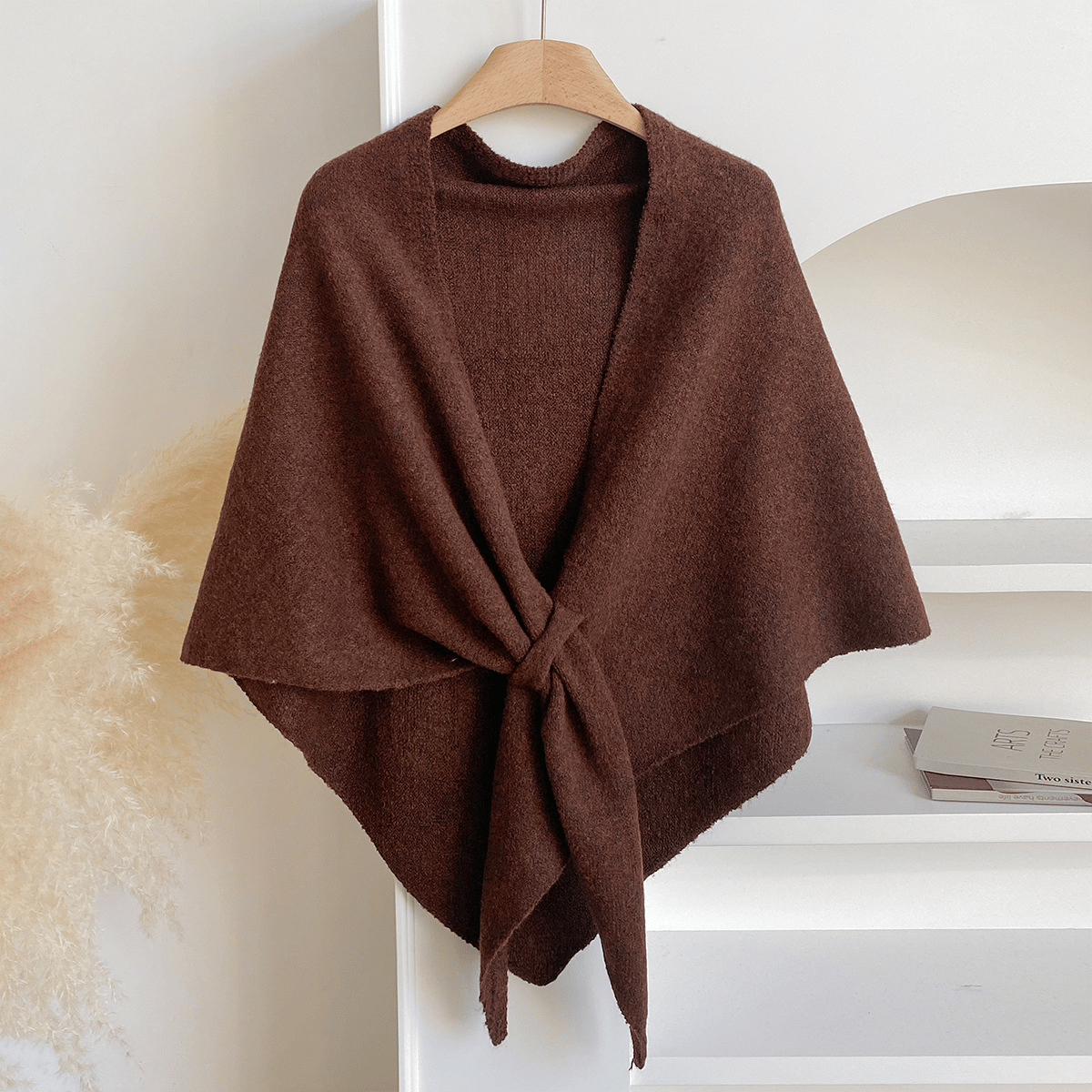 Soft and Comfortable Lightweight Shawl for Casual Everyday Wear