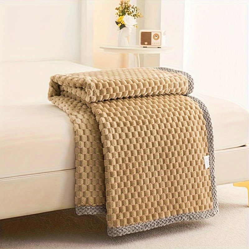 Soft Double-Sided Fleece Blanket for Couch, Bed, and Travel