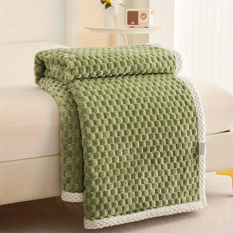 Soft Double-Sided Fleece Blanket for Couch, Bed, and Travel