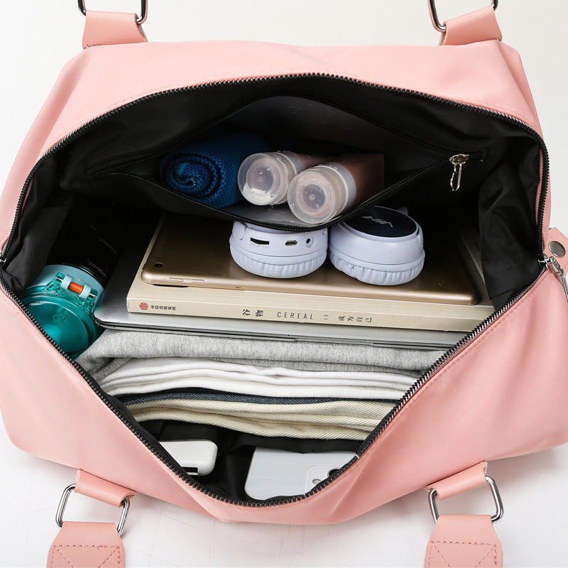 Sports Bag with Ergonomic Carrying Handles and Versatile Interior