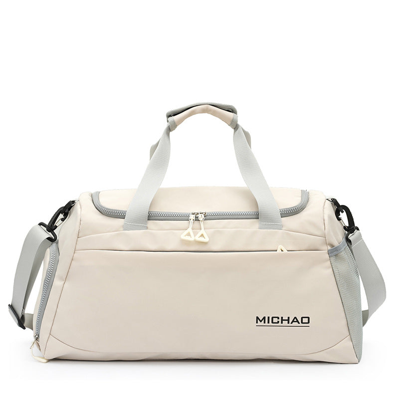Sporty Duffel Bag with Versatile Compartments