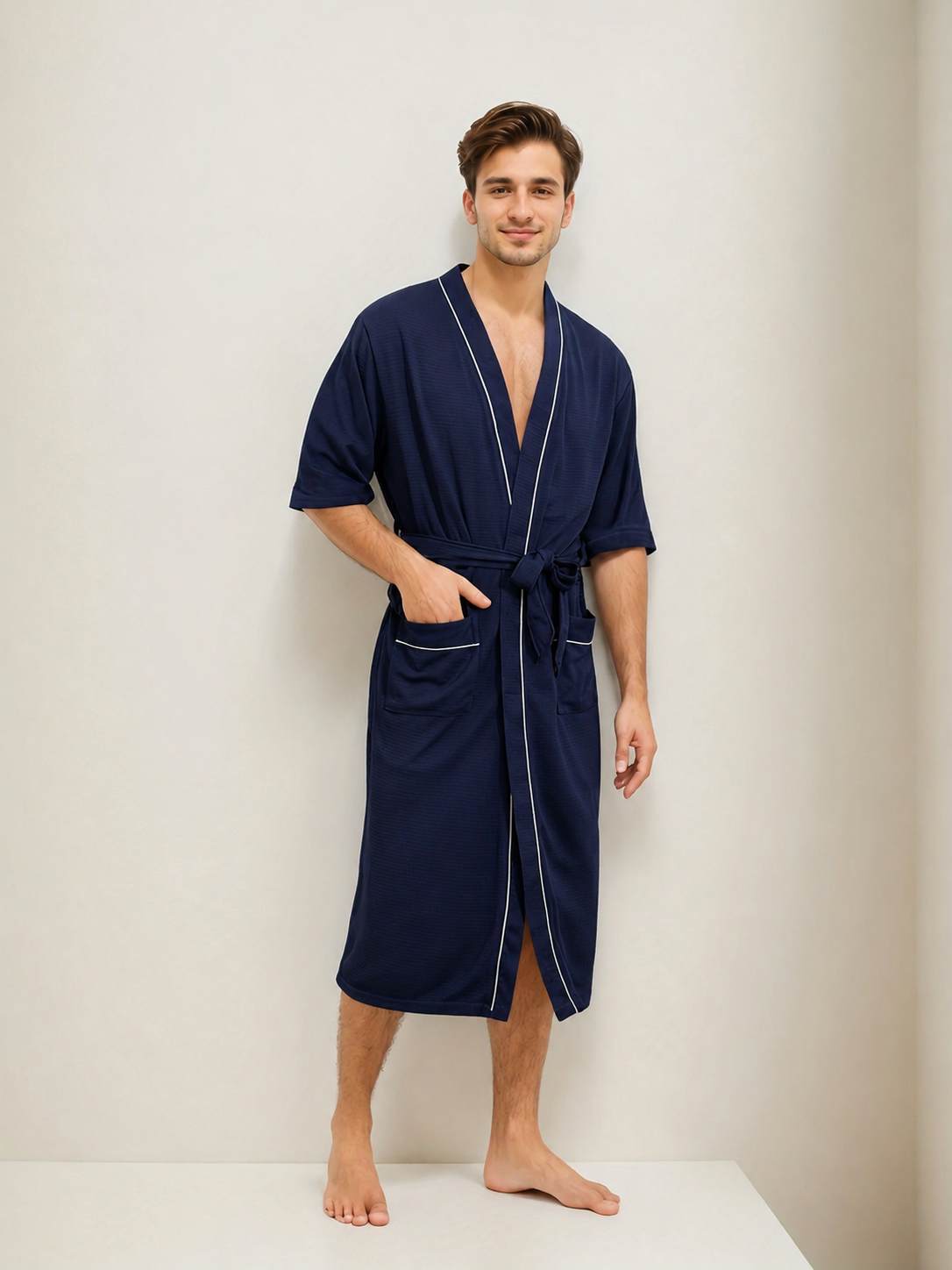 Stylish Men's Bathrobe - Short Sleeves & Dual Pockets