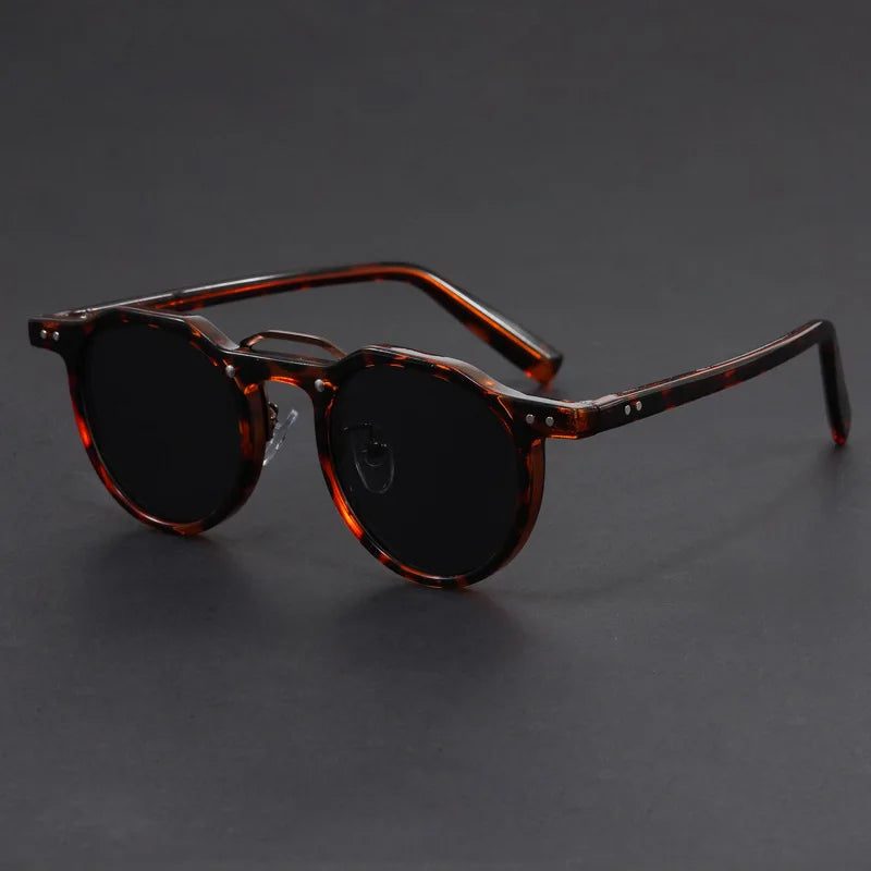 Unisex Classic Round UV400 Protection Sunglasses