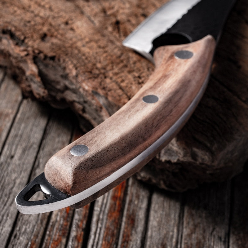 Universal Kitchen Knife for Easy and Safe Cutting