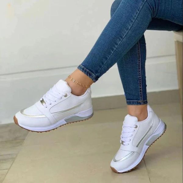 Women's Chunky Sole Athletic Shoes